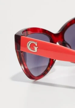 Guess GU00204 - Sunglasses - Red Havana / Gradient Smoke -Guess Clothing Sale c42382b477a04961810fb750683ba655