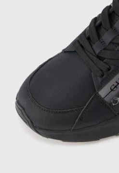 Guess VALLA - Trainers - Black -Guess Clothing Sale c4a256a821bf45f98e9e197d82ad625d