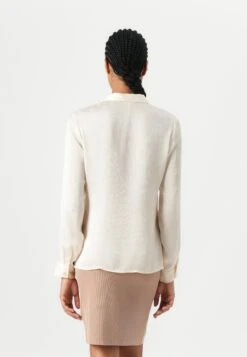 Guess MARTHE LOGO - Button-down Blouse - Vanilla Blush -Guess Clothing Sale c658c0de7bfc4d1d9f908f398638a0d2