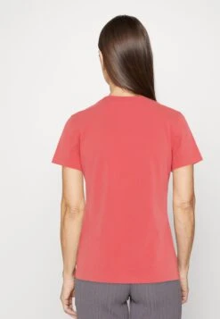 Guess Icon Tee - Print T-Shirt -Guess Clothing Sale c6d657a8b6264bfa838ad8fca9e6b5e8