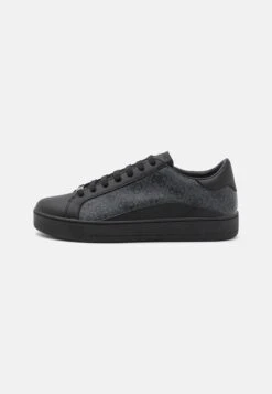 Guess Udine - Trainers - Black Coal