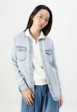 Guess WESTERN SHIRT - Button-down Blouse - Secret Charme -Guess Clothing Sale c79c895f29cd41c2b4ceeb7ca8f630e8