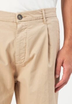 Guess TAYLOR - Chinos - Desert Mud -Guess Clothing Sale ca17cf6fffc742a48830516f070c1c22