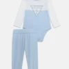 Guess BABY PANTS SET UNISEX - Tracksuit Bottoms - Light Blue/white