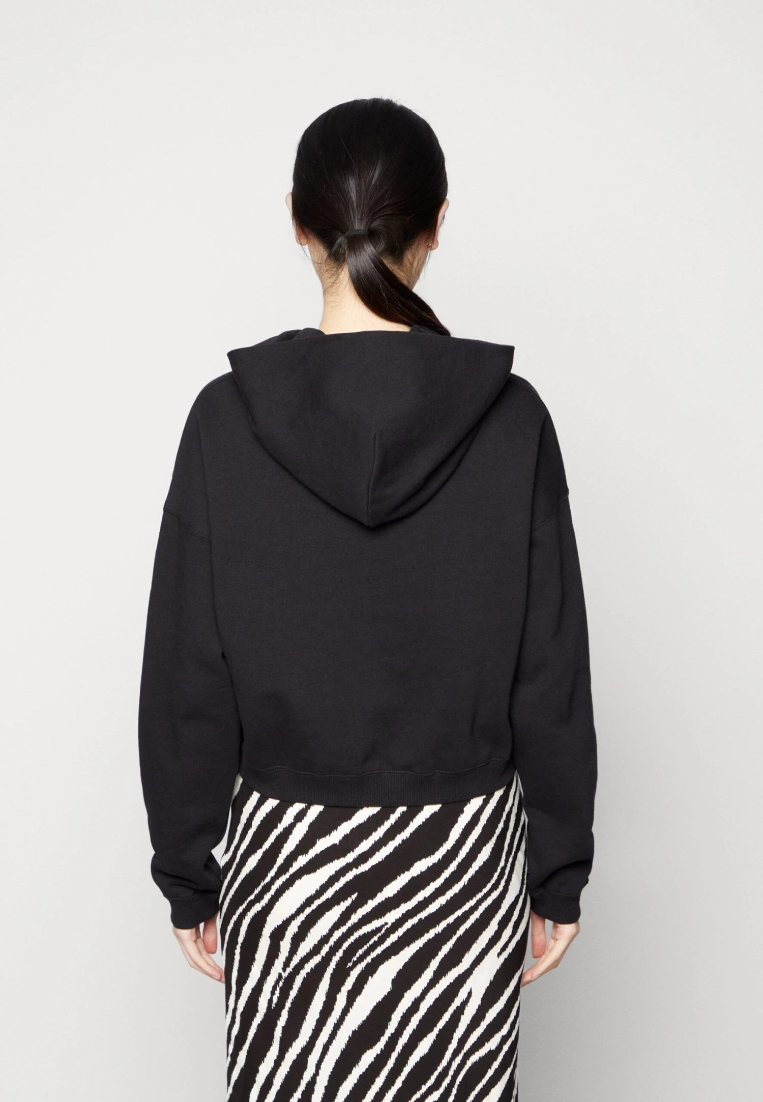 Go Hoodie - Sweatshirt - Jet Black 3 Go Hoodie - Sweatshirt - Jet Black - Image 3