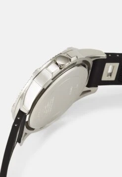 Guess King - Watch - Silver-Coloured -Guess Clothing Sale cd01596ecaf0413ba0a6007781115369