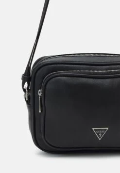 Guess Certosa Camera Bag Medium Unisex - Across Body Bag - Noir -Guess Clothing Sale cd5c3ee441de4310a22ecd0109f3252f