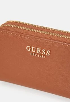 Guess AMORETTE DOUBLE ZIP - Wallet - Cognac -Guess Clothing Sale cdbd33c011fa4425b63238b98e101f83