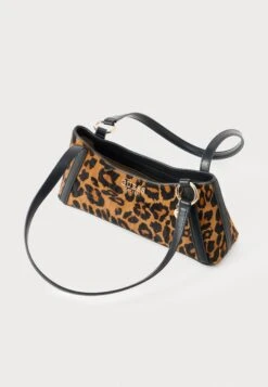 Guess DOMITILLA - Handbag - Brown 6 Guess DOMITILLA - Handbag - Brown -Guess Clothing Sale cea70e19ddc94ebebcffd20b6d68e408