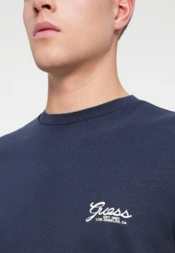 Guess SCRIPT LOGO TEE - Print T-shirt - Smart Blue -Guess Clothing Sale d37d851f11d54ebbb04fe656a2840cbd