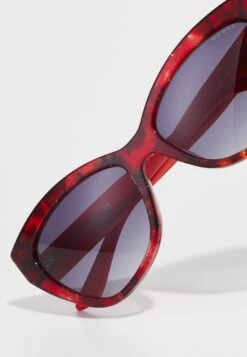 Guess GU00204 - Sunglasses - Red Havana / Gradient Smoke -Guess Clothing Sale d3e6cd938cb343768463e57f97f194ee