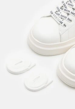 Guess ELBA - Trainers - White/black -Guess Clothing Sale d56b3c134b9c4aa1bf9444428023929f