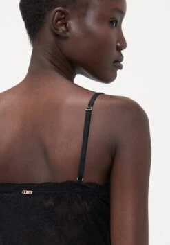 Guess JANE - Body - Jet Black -Guess Clothing Sale d67387f612d044ec9694c7b211ea9f86