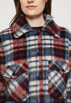 Go Trisha Jacket - Light Jacket - Chili Red Multi -Guess Clothing Sale d6ae3dc724fd4c76bb971b5e9e06bfe5