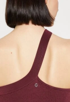 Guess Palms Cut Out Mirage Dress - Jumper Dress - Mystic Wine 11 Guess Palms Cut Out Mirage Dress - Jumper Dress - Mystic Wine -Guess Clothing Sale da5a962a5ee74f4d8a902cd7d9230ae2