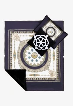 Guess Helma Rectangular- Other Accessories - Black -Guess Clothing Sale dc057ddc7d8745618873114e04c8dfac