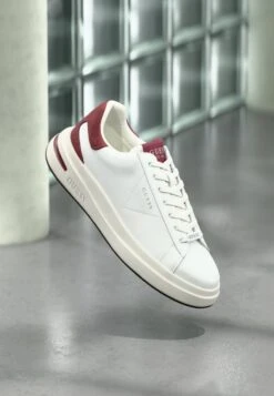Guess ELBA - Trainers - White/burgundy
