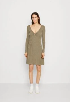 Guess Olivia Dress- Jumper Dress - Mossy Green