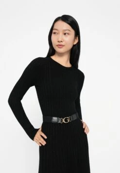 Guess BELTED HANA DRESS - Jumper Dress - Jet Black -Guess Clothing Sale e173751b61ed4dc69935aab62965d669