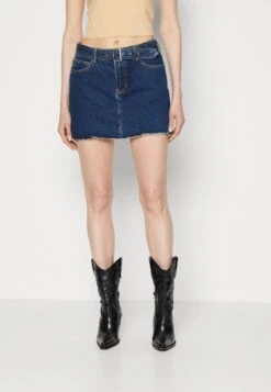 Elle Belt Skirt - Mini Skirt