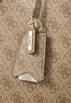 Guess MERIDIAN II GIRLFRIEND SATCHEL - Handbag - Latte 12 Guess MERIDIAN II GIRLFRIEND SATCHEL - Handbag - Latte -Guess Clothing Sale e2707e20397b42c2bebc7808f56c3671