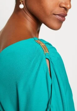 Stella Pencil Dress - Cocktail Dress / Party Dress - Classic Emeral -Guess Clothing Sale e2ee486013704e3186e744ce84218ad2