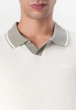 Guess Jumper - Dove White -Guess Clothing Sale e31fdfd3358c43fba231efd5da049041