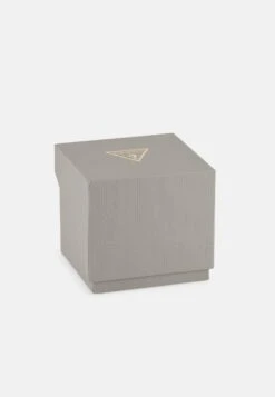 Guess STARSTRUCK - Watch - Black 10 Guess STARSTRUCK - Watch - Black -Guess Clothing Sale e3f7ed00927f4f778fe879ce00137d26