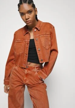 Sade Carpenter- Straight Leg Jeans - Real Orange -Guess Clothing Sale e45f992398074ee2a29166ff7fdea827