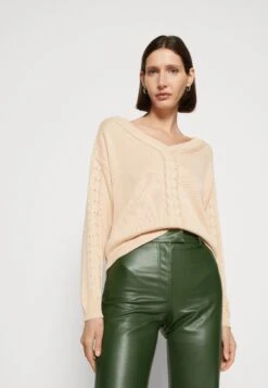 Guess Vneck Lucie - Jumper - Feel Your Skin -Guess Clothing Sale e4e528a0189d4176ba89c4ee896ef276