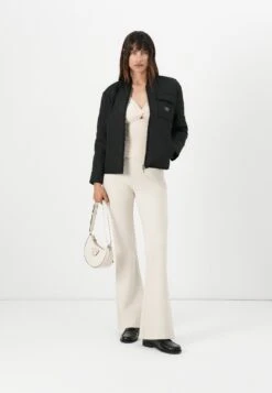 Guess MAELICE BUTTONS FLARE PANT - Trousers - Muted Stone -Guess Clothing Sale e53c44e361c847d0923f681ad7e37f3e