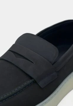 Guess RICKY - Trainers - Blue -Guess Clothing Sale e5c5876e57204254a5302cc46026d6e1