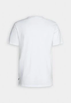 Guess Chain Logo Tee - Print T-Shirt - Pure White 11 Guess Chain Logo Tee - Print T-Shirt - Pure White -Guess Clothing Sale e6a1cd80cc1d425abf99943f300f73f0