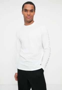 Guess SLEEVES LOGO TEE - Long Sleeved Top - Pure White -Guess Clothing Sale e6b659b83f7a4af5bcc5fb7a29fd885f