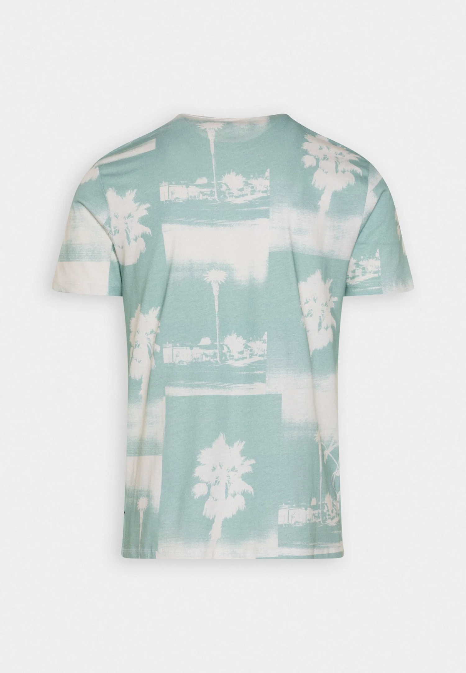 Guess Ss Bsc La Palms Tree- Print T-Shirt - Lagoon Fog 6 Guess Ss Bsc La Palms Tree- Print T-Shirt - Lagoon Fog - Image 6