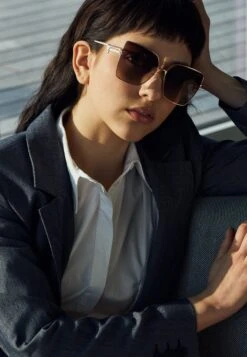 Guess Sunglasses - Shiny Rose Gold-coloured/gradient Brown