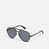 Guess Unisex - Sunglasses - Matte Black