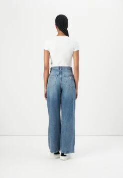 Guess GINA WIDE LEG - Wide Leg - Blue -Guess Clothing Sale e9477126c29e435db564ec234f25574f