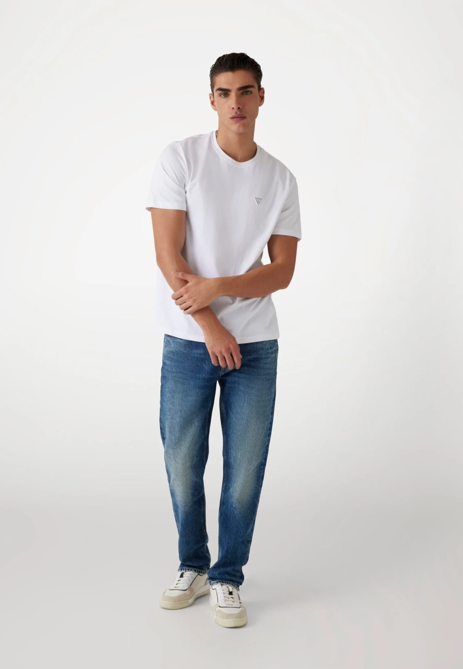 Guess SS CN PATCH - Basic T-shirt - Weiß 2 Guess SS CN PATCH - Basic T-shirt - Weiß - Image 2