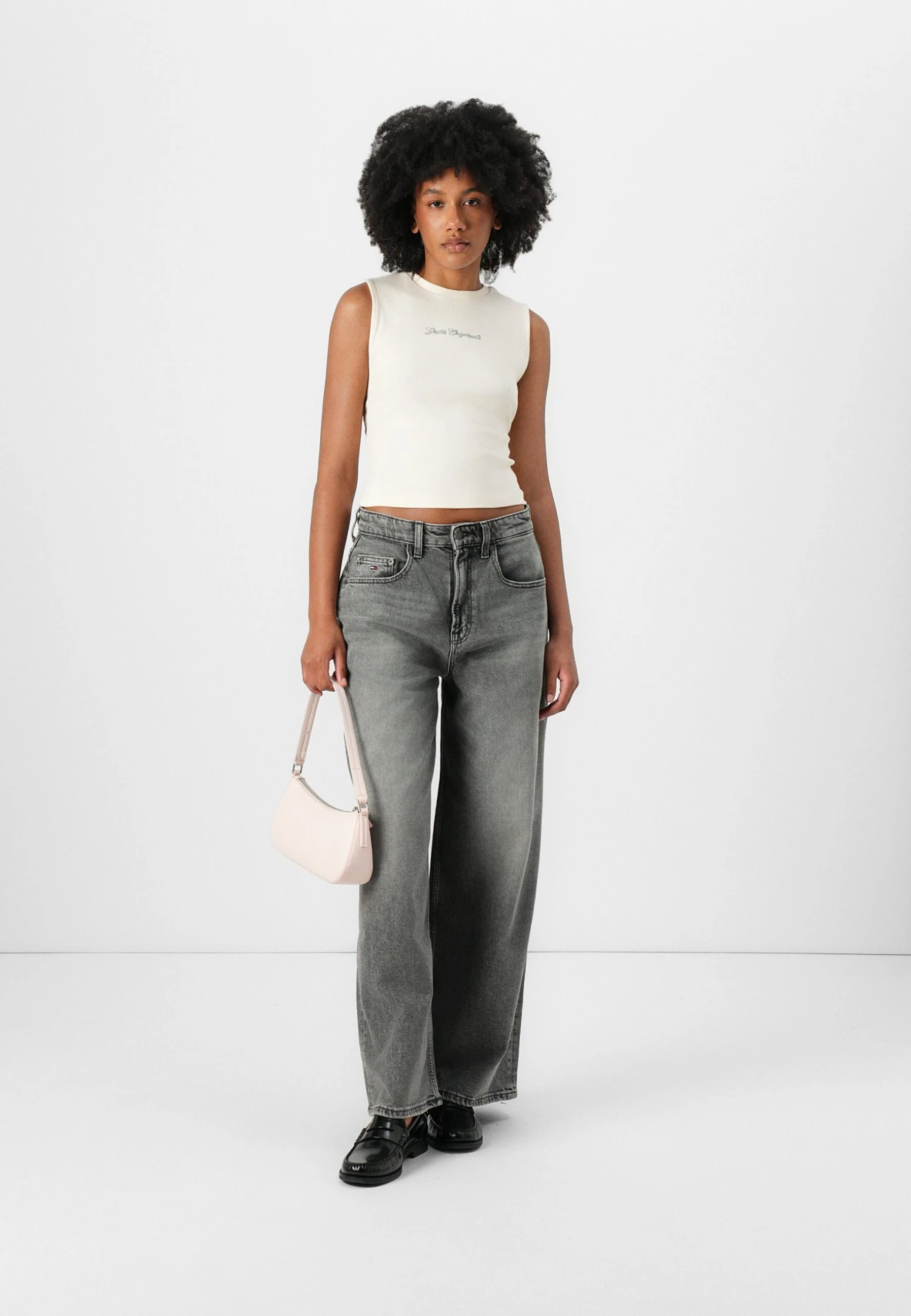 GO OPEN BACK SCRIPT TEE - Top - Sandy Shore 2 GO OPEN BACK SCRIPT TEE - Top - Sandy Shore - Image 2