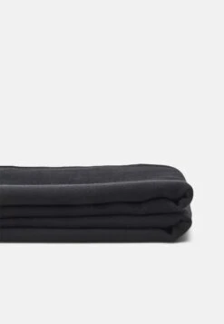 Guess Scarf- Scarf - Black -Guess Clothing Sale ec822feb7028481d83ebd566ce9e2a21