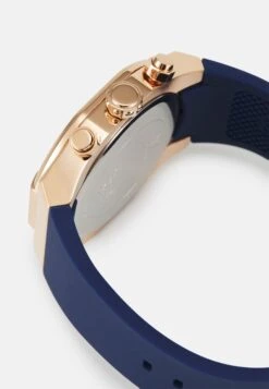 Guess CLUTCH EXCLUSIVE - Watch - Rose Gold-coloured/blue 7 Guess CLUTCH EXCLUSIVE - Watch - Rose Gold-coloured/blue -Guess Clothing Sale f2f7d06715504495aba595be7be5a981