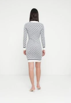 Guess AUBREY DRESS - Jumper Dress - Cream/blue -Guess Clothing Sale f3671dbb5acd4138bd7e5148f4b957ec