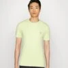 Guess Cn Ss Core Str - Basic T-Shirt - Vintage Lime