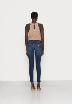 Guess Curve - Jeans Skinny Fit -Guess Clothing Sale f54808fa8b814a11a9ff53943ab4d007