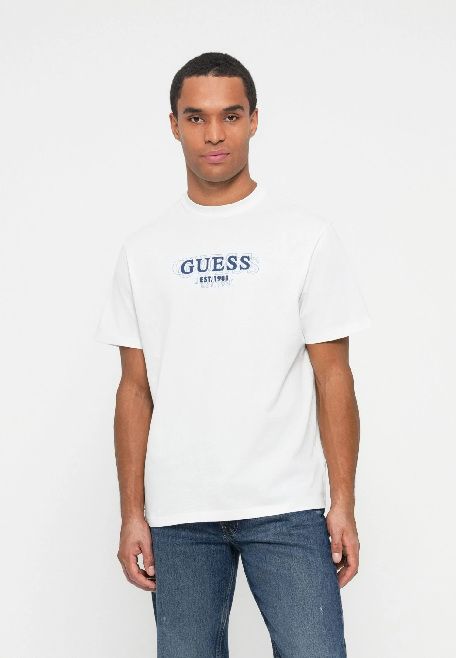 Guess SMALL LOGO TEE - Print T-shirt - Pure White 1 Guess SMALL LOGO TEE - Print T-shirt - Pure White