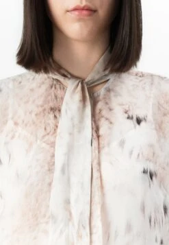 VERITY BOW BLOUSE - Button-down Blouse - Beige -Guess Clothing Sale f865f8a8cf5e4bcd82df43e3e0734bbe