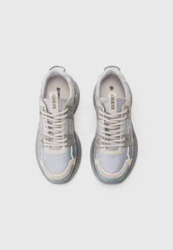Guess BELLU - Trainers - Grey 10 Guess BELLU - Trainers - Grey -Guess Clothing Sale f895d475ab9740e5bf8a24f4e3116132