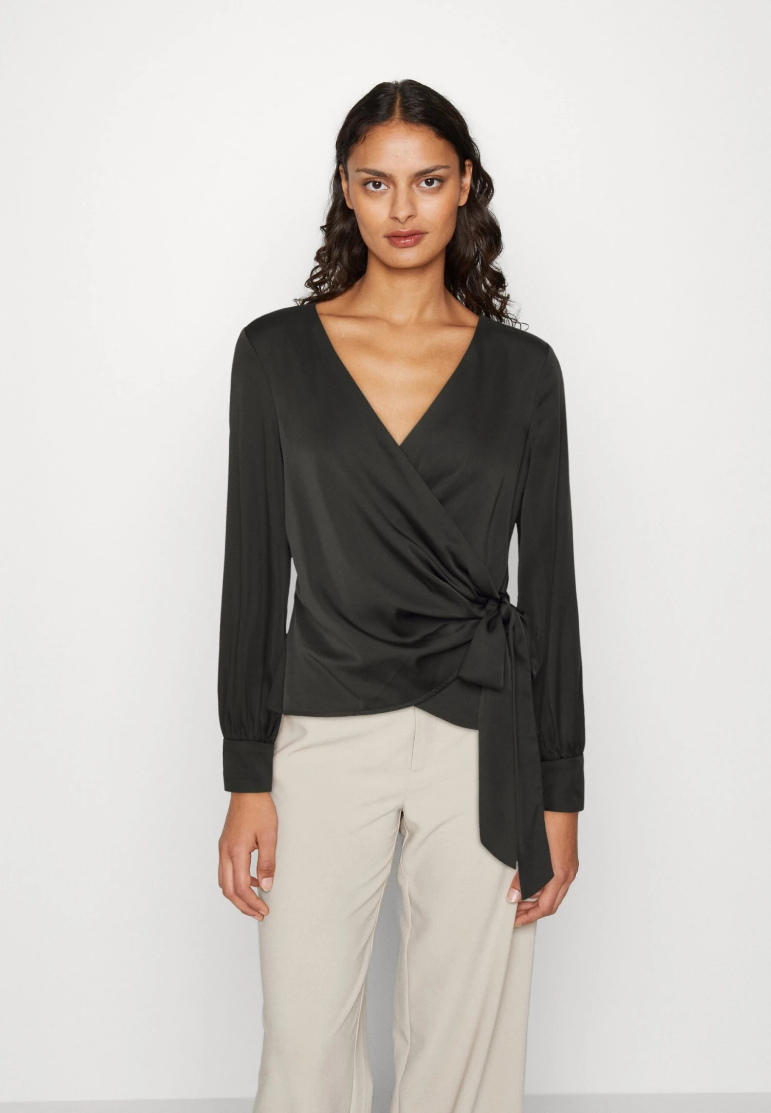 Guess Lovisa- Blouse -Black 1 Guess Lovisa- Blouse -Black