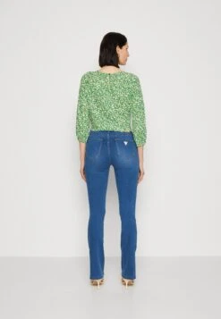 Guess Flared Jeans - Silky Mid 8 Guess Flared Jeans - Silky Mid -Guess Clothing Sale f9f0b7ac4e204cd58525eff18d0f2fe7